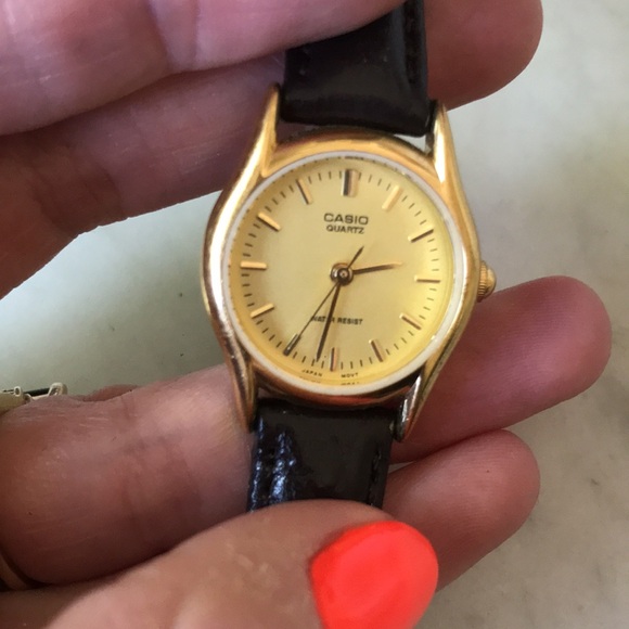 Casio watch - Picture 5 of 5